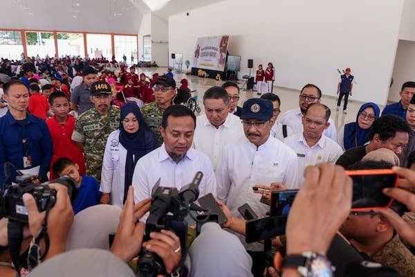 Gubernur Sulsel Dampingi Mensos Tinjau Sekolah Rakyat Terintegrasi di Sudiang