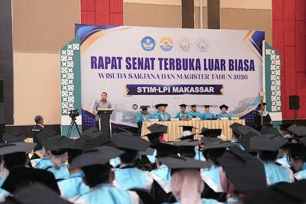 Appi Ingatkan Wisudawan STIM-LPI Jaga Integritas dan Nama Baik Almamater