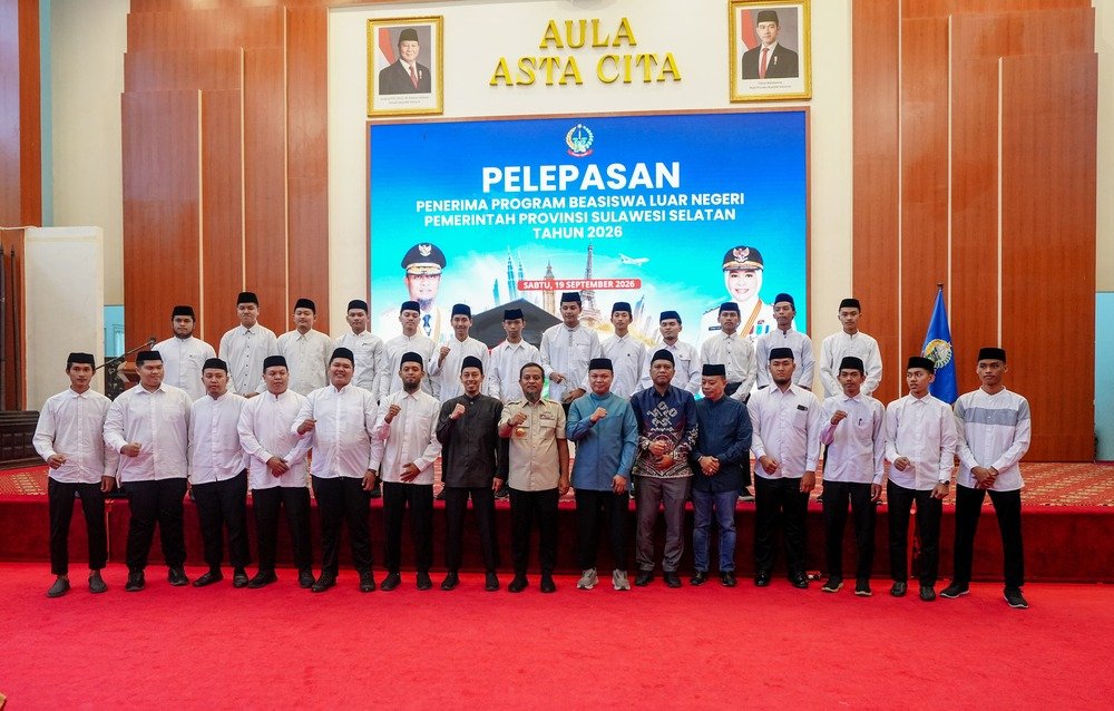 Gubernur Sulsel Lepas Melepas 28 Penerima Beasiswa Luar Negeri Tahun Anggaran 2026