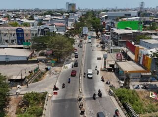Jalan Aroepala Tuntas Dibeton Melalui Program Pemprov Sulsel