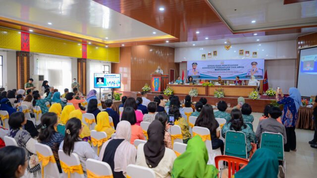 Wagub Fatmawati Ajak Keluarga dan Sekolah Dampingi Penggunaan Gawai Anak