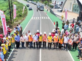 Gubernur Andi Sudirman Resmikan Jalan Paleteang–Malimpung–Kabere, Hubungkan Empat Kabupaten dan Layani Sekitar 800 Ribu Warga