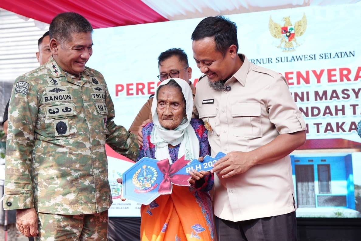 Gubernur Sulsel Hadirkan Harapan Baru bagi 40 Keluarga di Takalar Melalui Bantuan Rumah Layak Huni