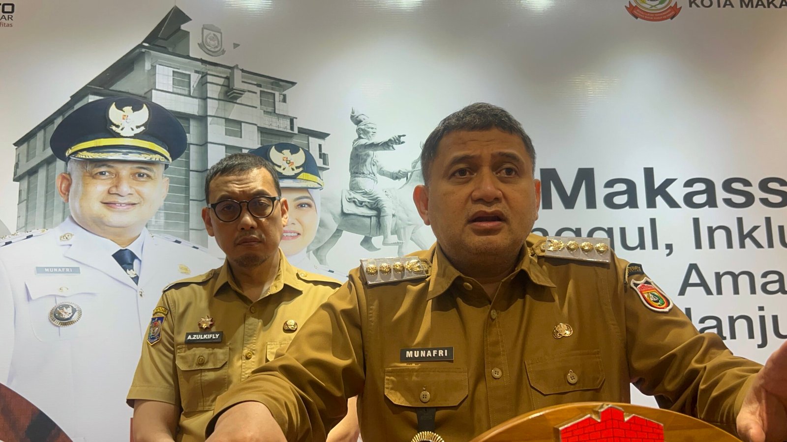 Wali Kota Makassar Mengumpulkan Evaluasi Kinerja Camat dan Lurah